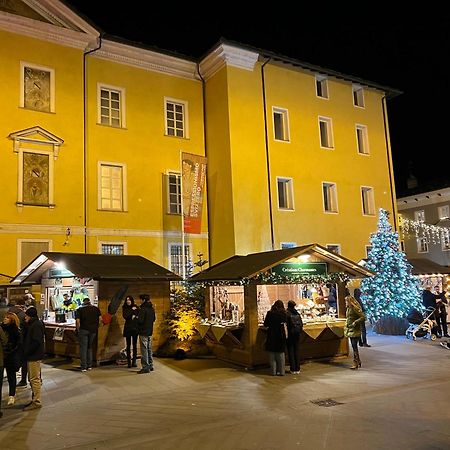 Mansarda Del Sole, Nel Cuore Di Aosta Luaran gambar